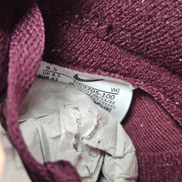 Nike Dunk Low Retro PRM 'Valentine's Day' (2023)
SKU: DR9705-100 sz 9.5 - Picture 12 of 12